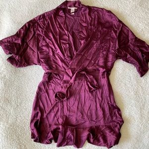 Victoria’s Secret robe size xs/s